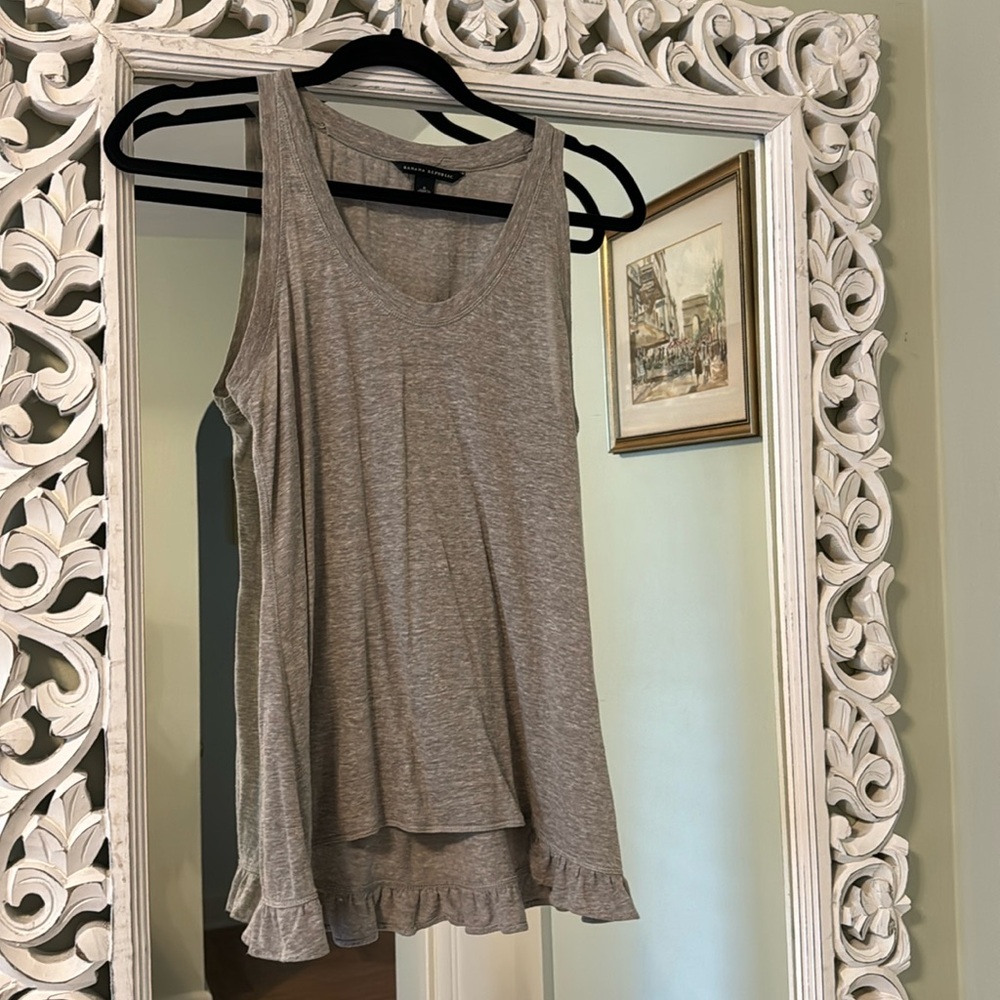 Banana Republic ruffle hem tank